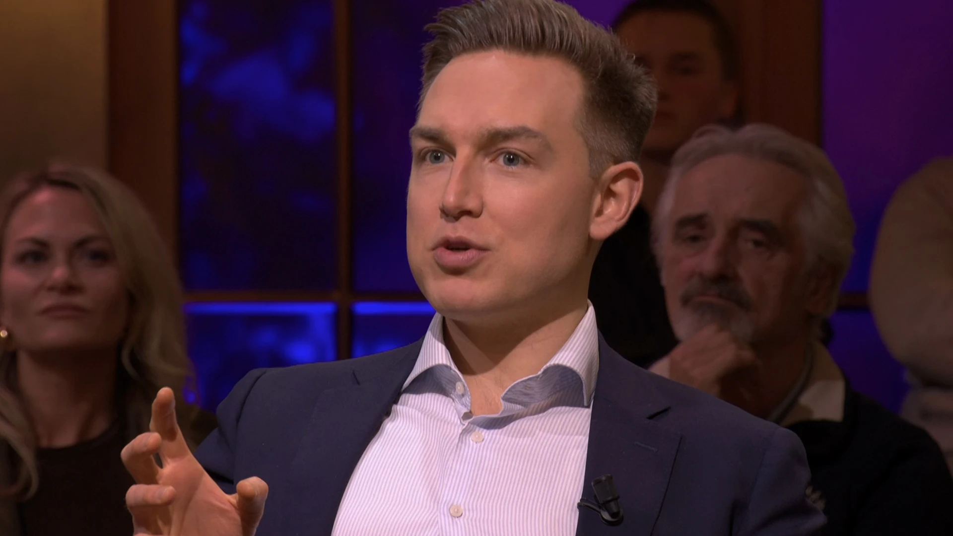 Jona van Loenen legt supermarkttrucjes uit: ‘Daardoor betaal je te veel voor je boodschappen!’