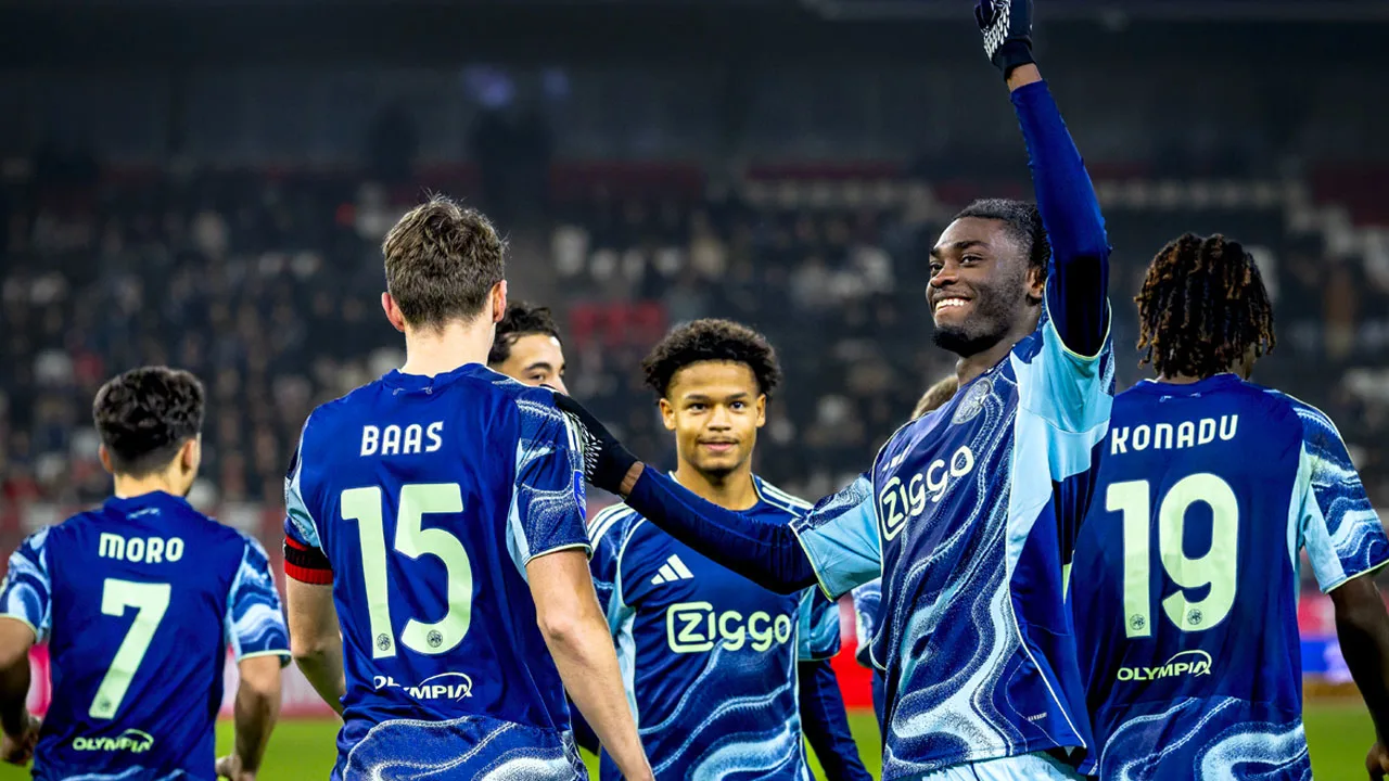 Ajax scoort zeven keer in bekerduel met Excelsior Maassluis