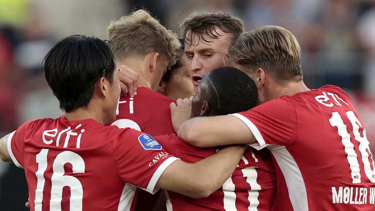 AZ blijft zonder verliespunten na zege op NEC