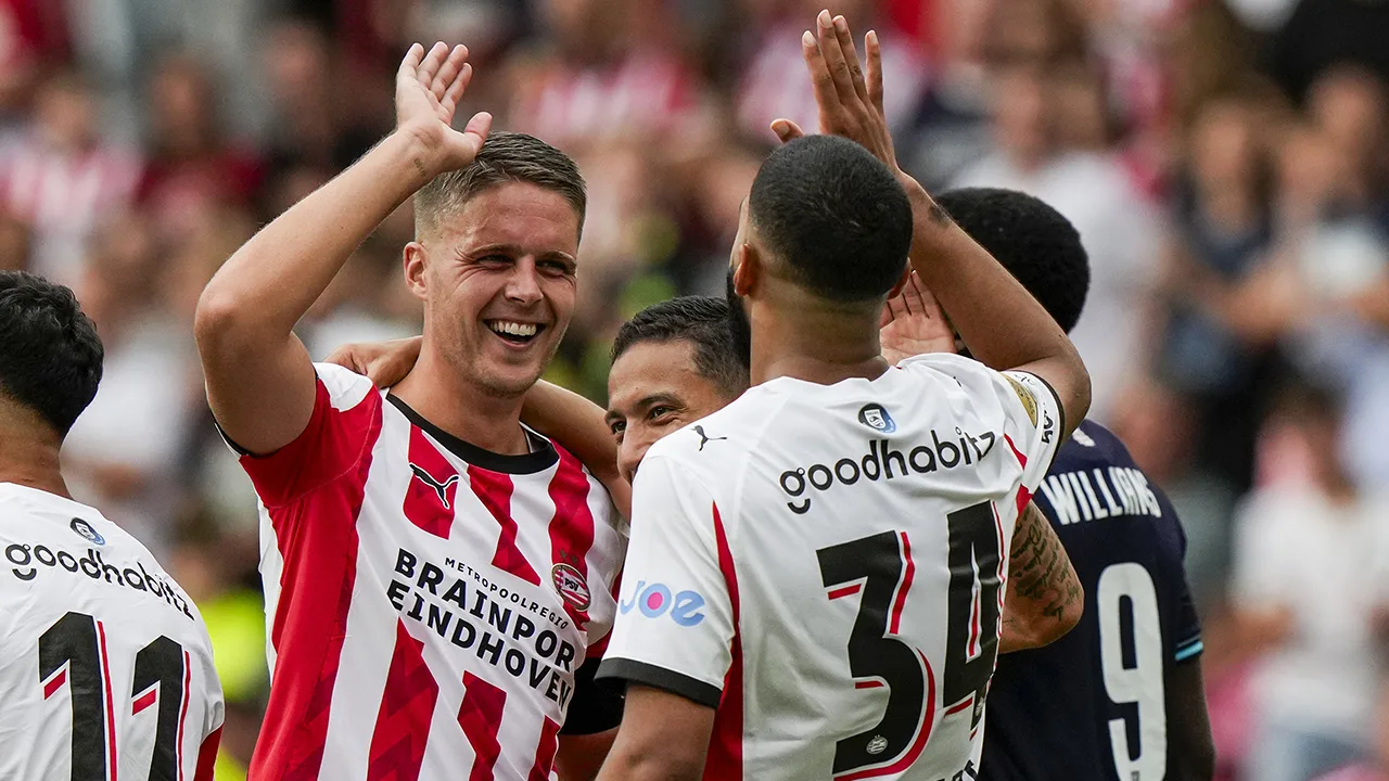 PSV verslaat Athletic Club uit Bilbao in oefenduel