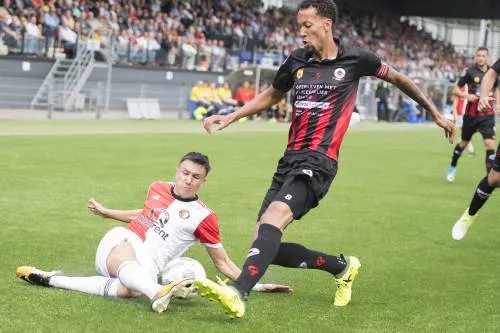 Koolwijk verlengt met twee jaar bij Excelsior