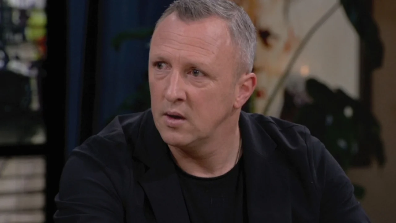 Sjaak Polak lijdt aan blaaskanker: 'Ik mag van geluk spreken dat ik hier aan tafel mag zitten'