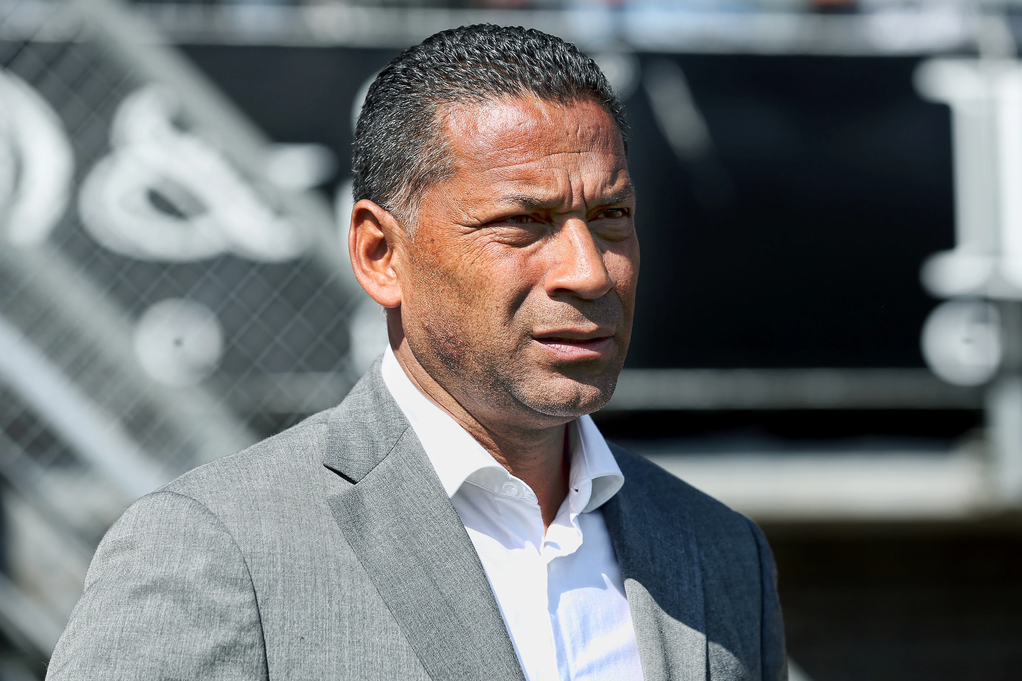 Sparta legt trainer Fraser langer vast