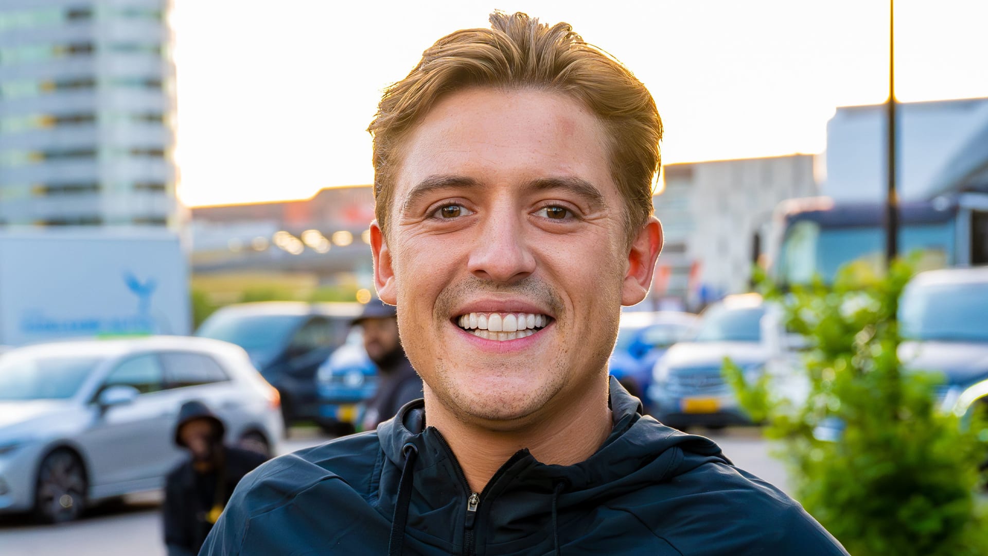 Lil Kleine 'heeft het gezellig' met zangeres: 'Maar nog niks serieus'