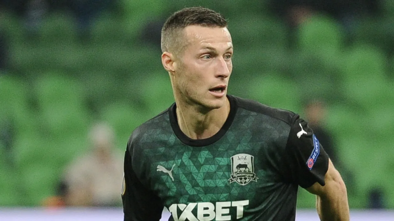 OFFICIEEL: Feyenoord huurt Servische verdediger Uros Spajic