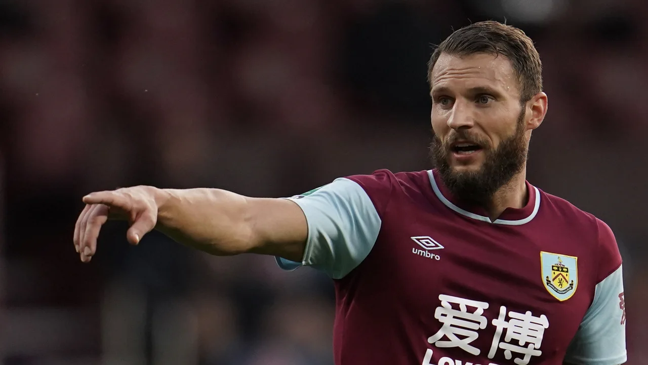 Pieters verrast Everton met Burnley