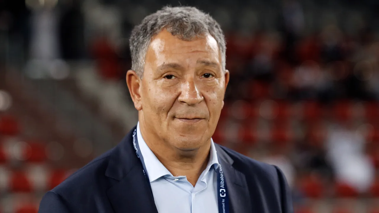 'Henk ten Cate keert terug als trainer van Al Wahda'