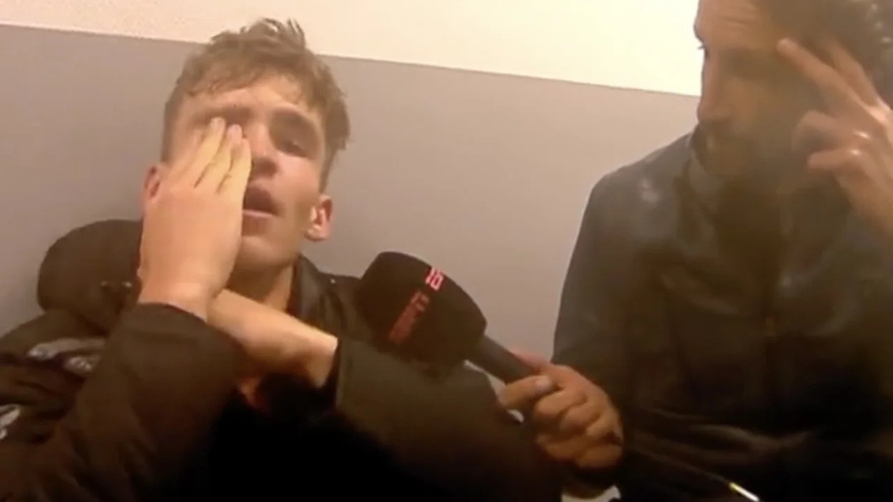 KKD-topscorer Dallinga in tranen na promotie: 'Nooit zo gek meegemaakt'