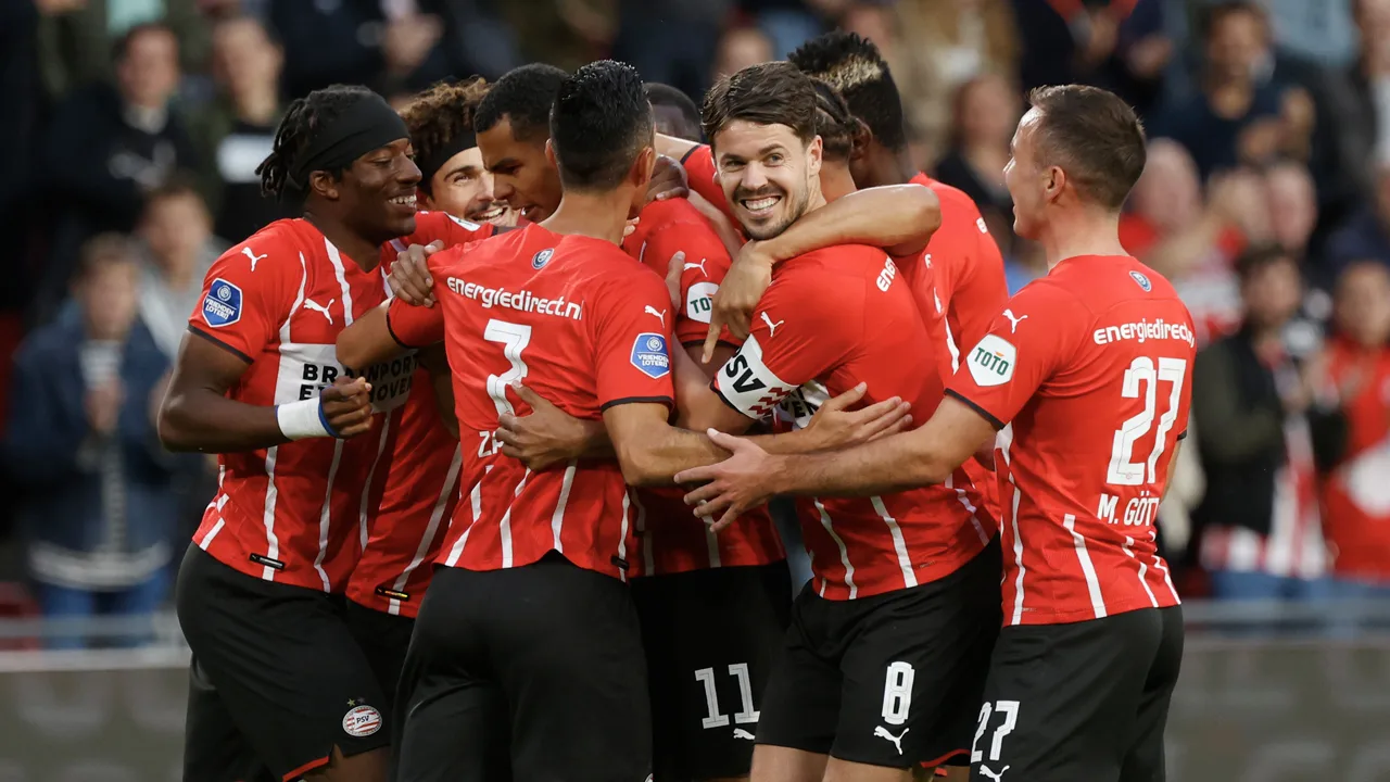 Mura - Vitesse en PSV - Real Sociedad donderdagavond te zien bij Veronica 