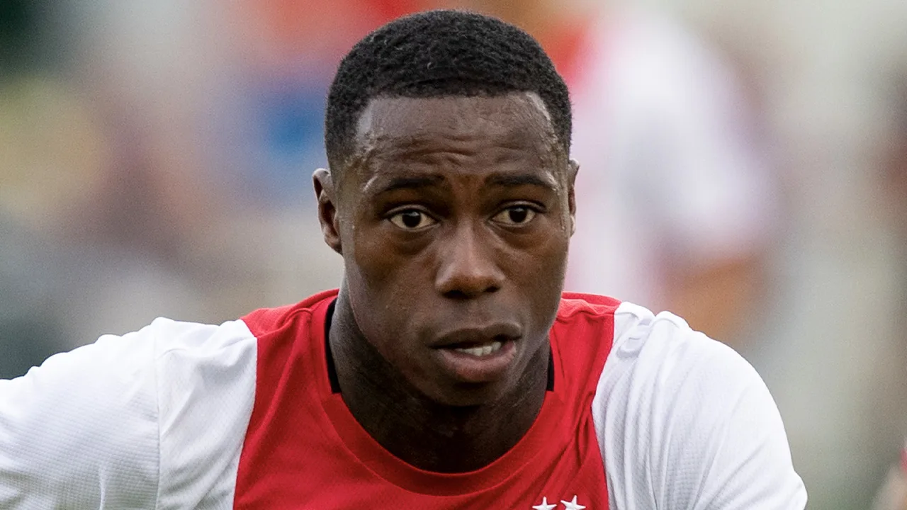 Ajax met Promes en Dest tegen Sparta