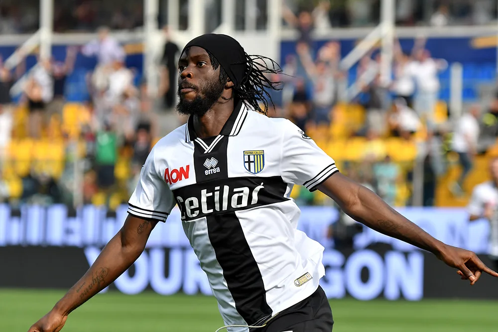 Gervinho scoort na solo over het hele veld