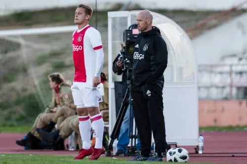 Ajax met Sierhuis tegen Heracles