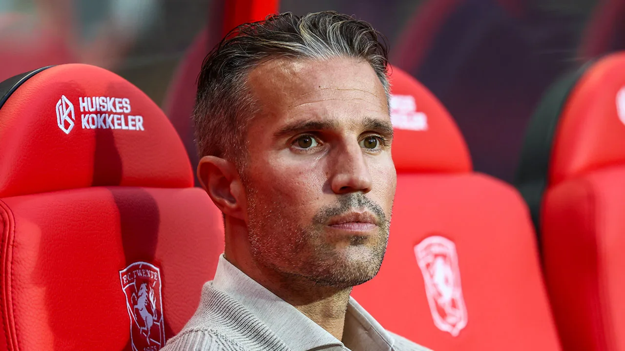 Van Persie houdt na 9-1 nederlaag vast aan dezelfde basiself