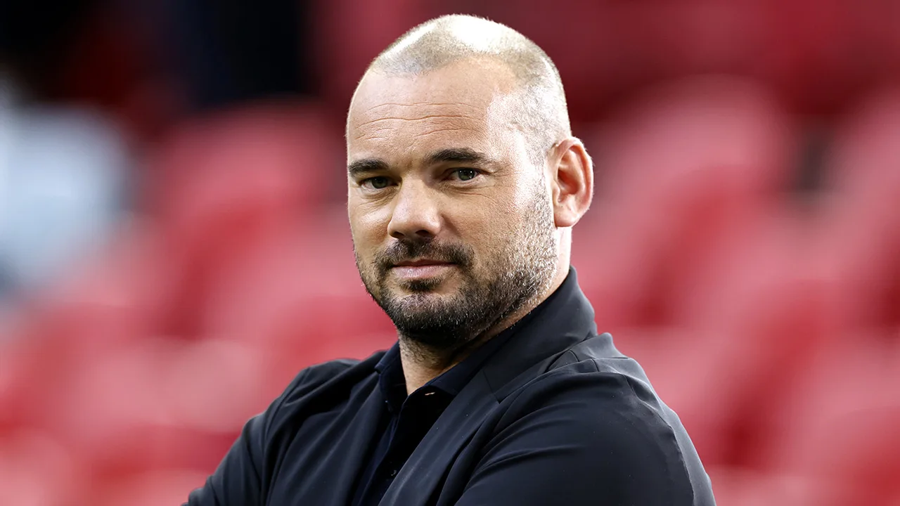 Oudste zoon van Wesley Sneijder zet stap richting profvoetbal