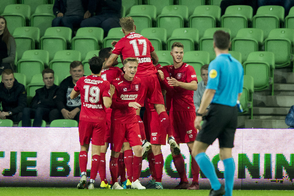 Twente schakelt Groningen uit in de beker