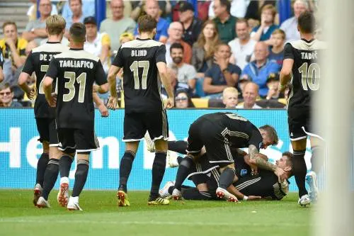 Ajax veel te sterk voor Vitesse