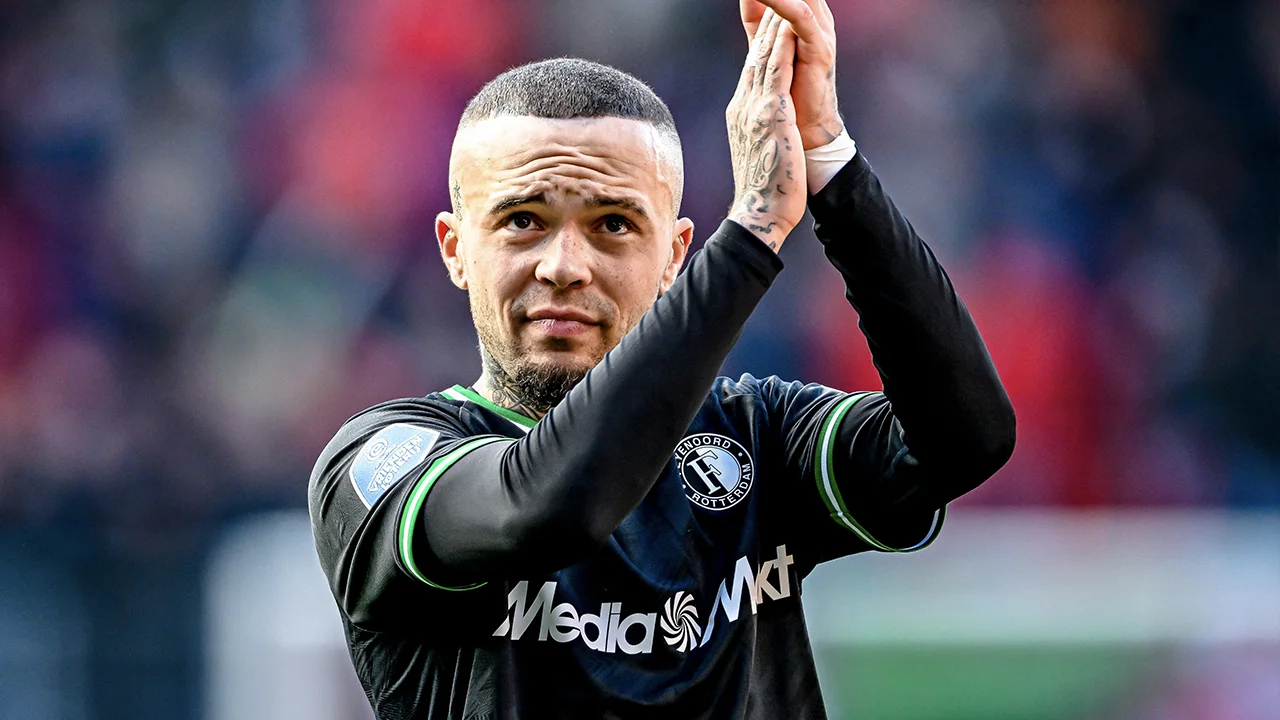 'Feyenoord bereikt akkoord over transfersom Hartman: linksback vertrekt naar Premier League'