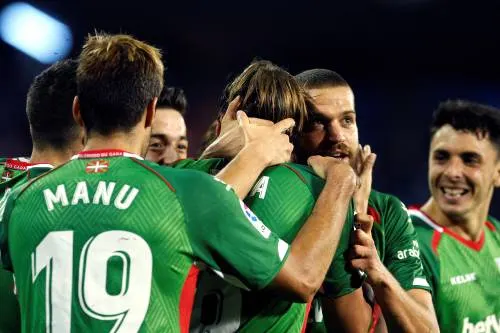 Alavés dankzij recordreeks naar plek vier