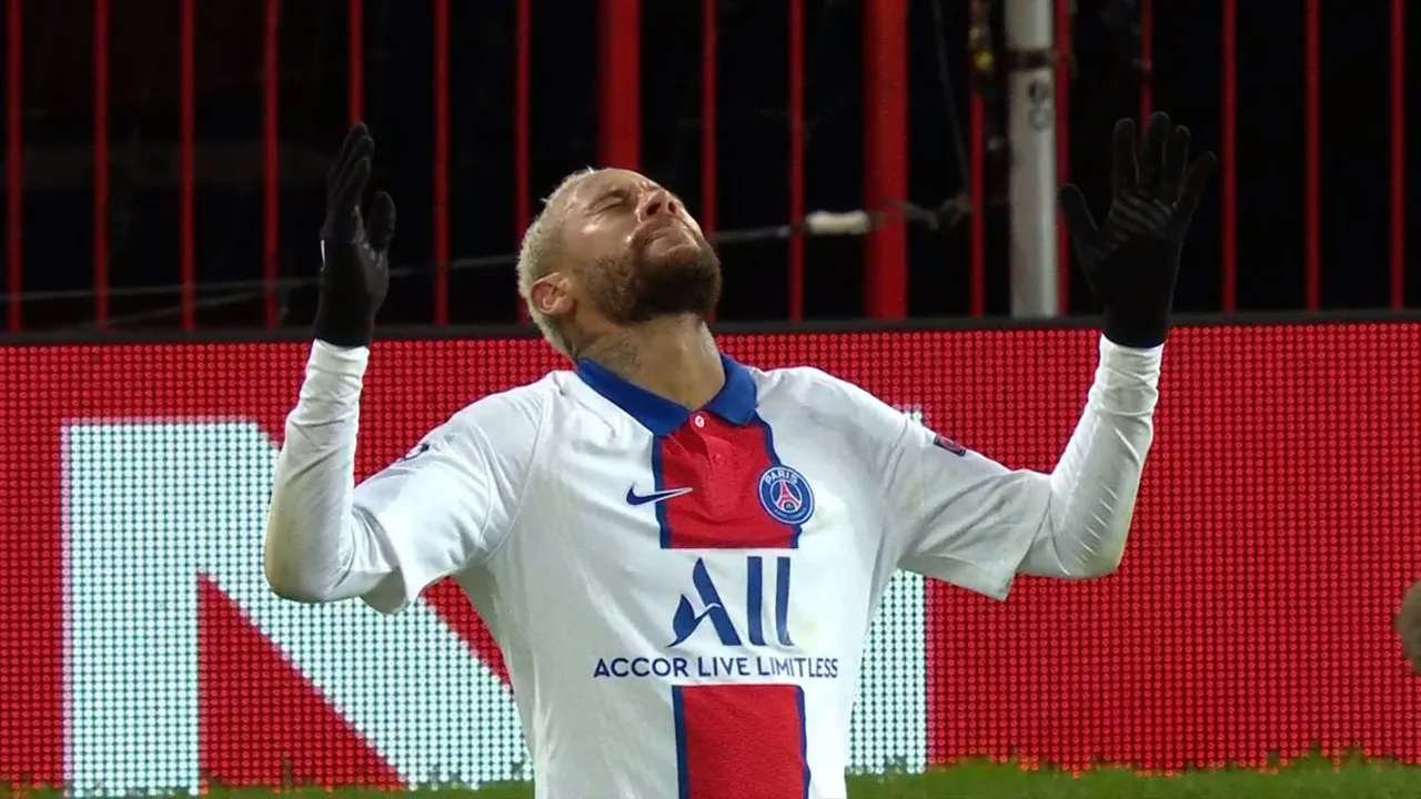 Neymar juicht mee met finalist Santos