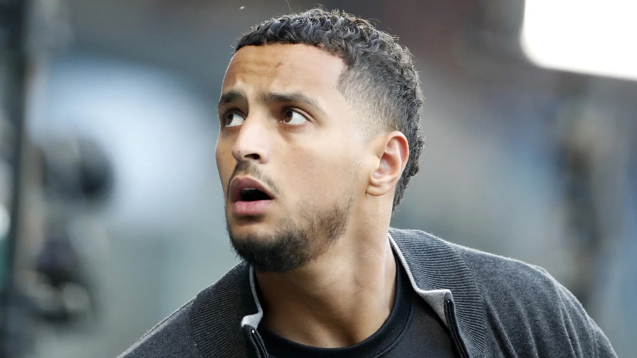 'Iedere janlul kan toch bedenken dat Ihattaren daar niet mee geholpen is?!'