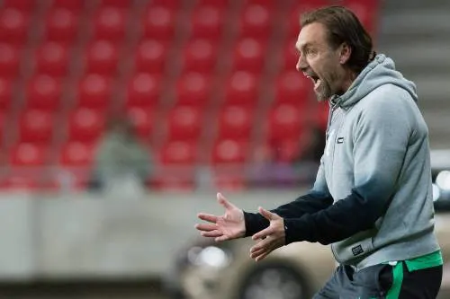 Doll vervangt Breitenreiter bij Hannover 96