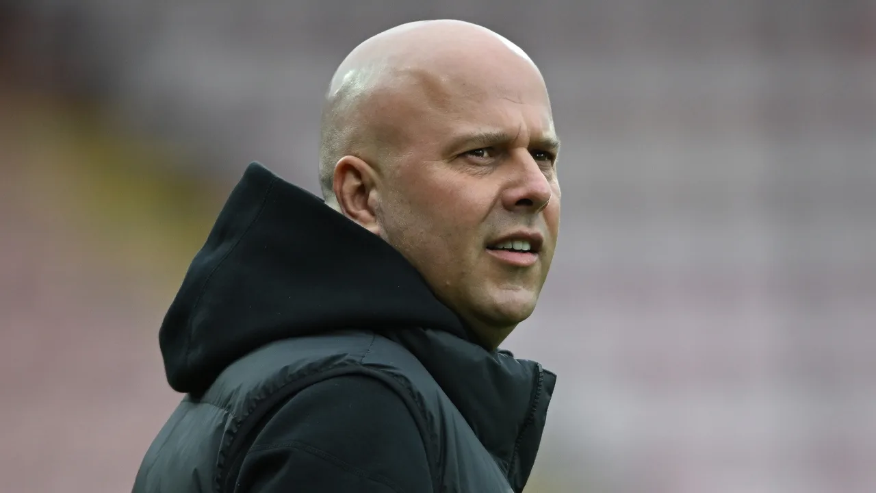'Arne Slot zou gek zijn als hij hem niet ophaalt bij Ajax'