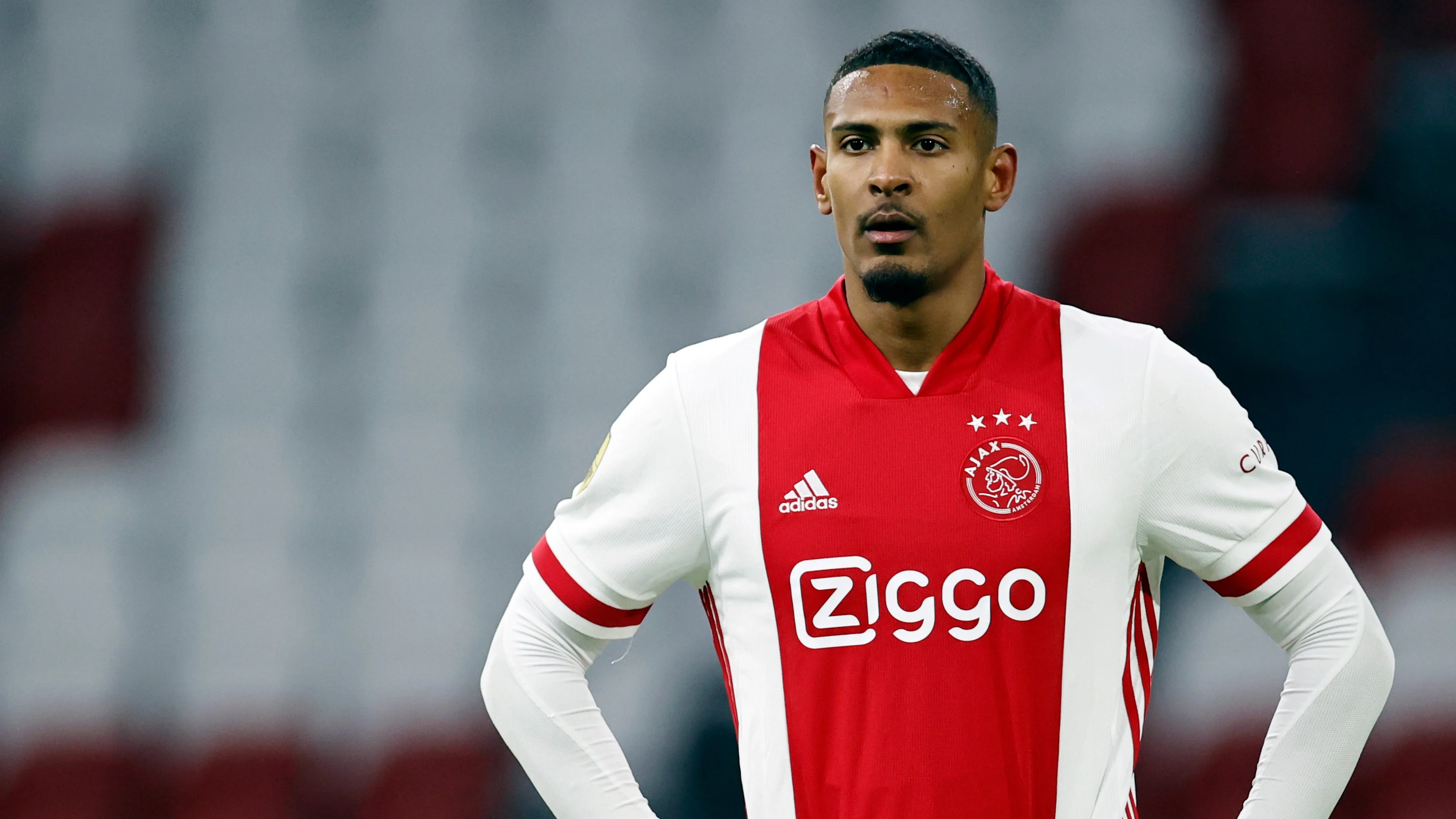 Haller reageert op Europa League-blunder: 'Iedereen kan een fout maken'