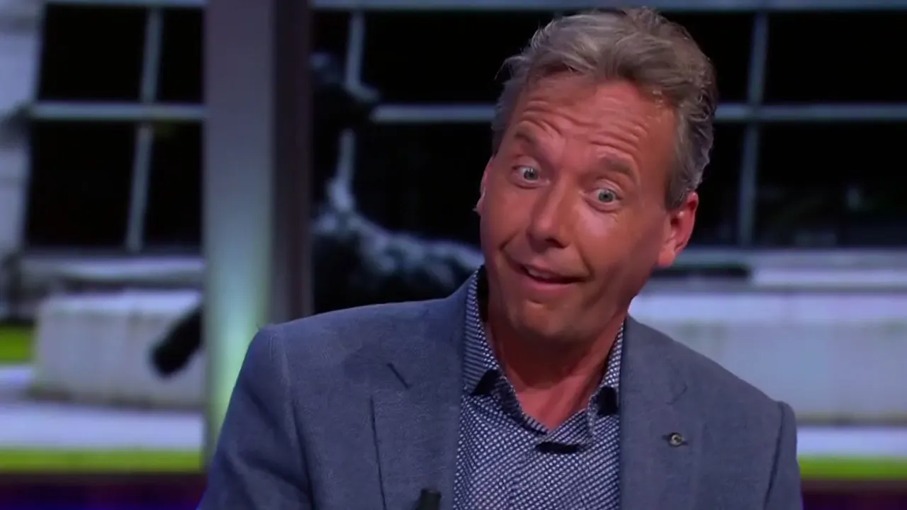 'Je zit weer tot je elleboog in zijn reet!'