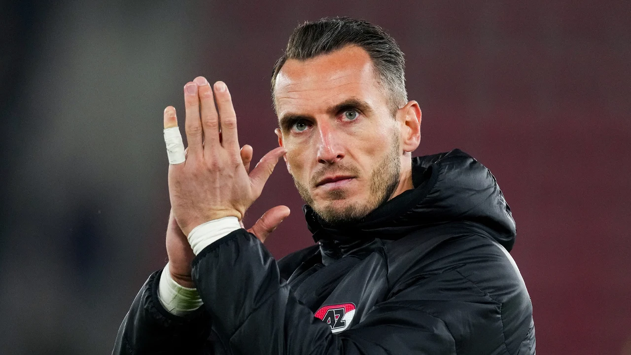 AZ moet ook doelman Verhulst de komende maanden missen