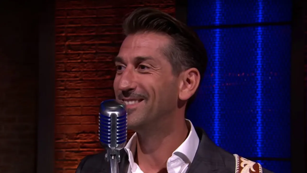 Danny Vera treedt op tijdens Televizier-Ring Gala