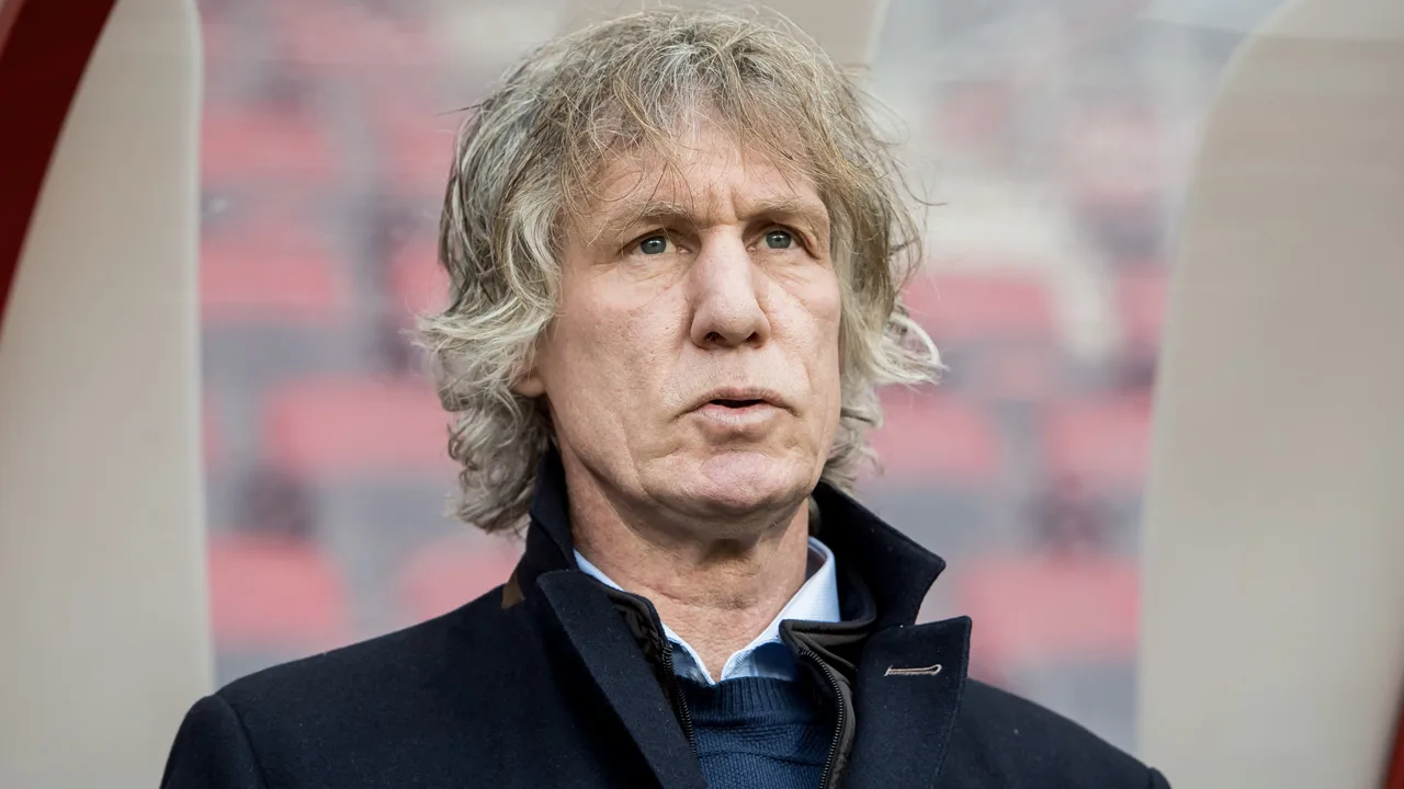 Verbeek vindt nieuwe club in Nederland na vertrek bij Adelaide United