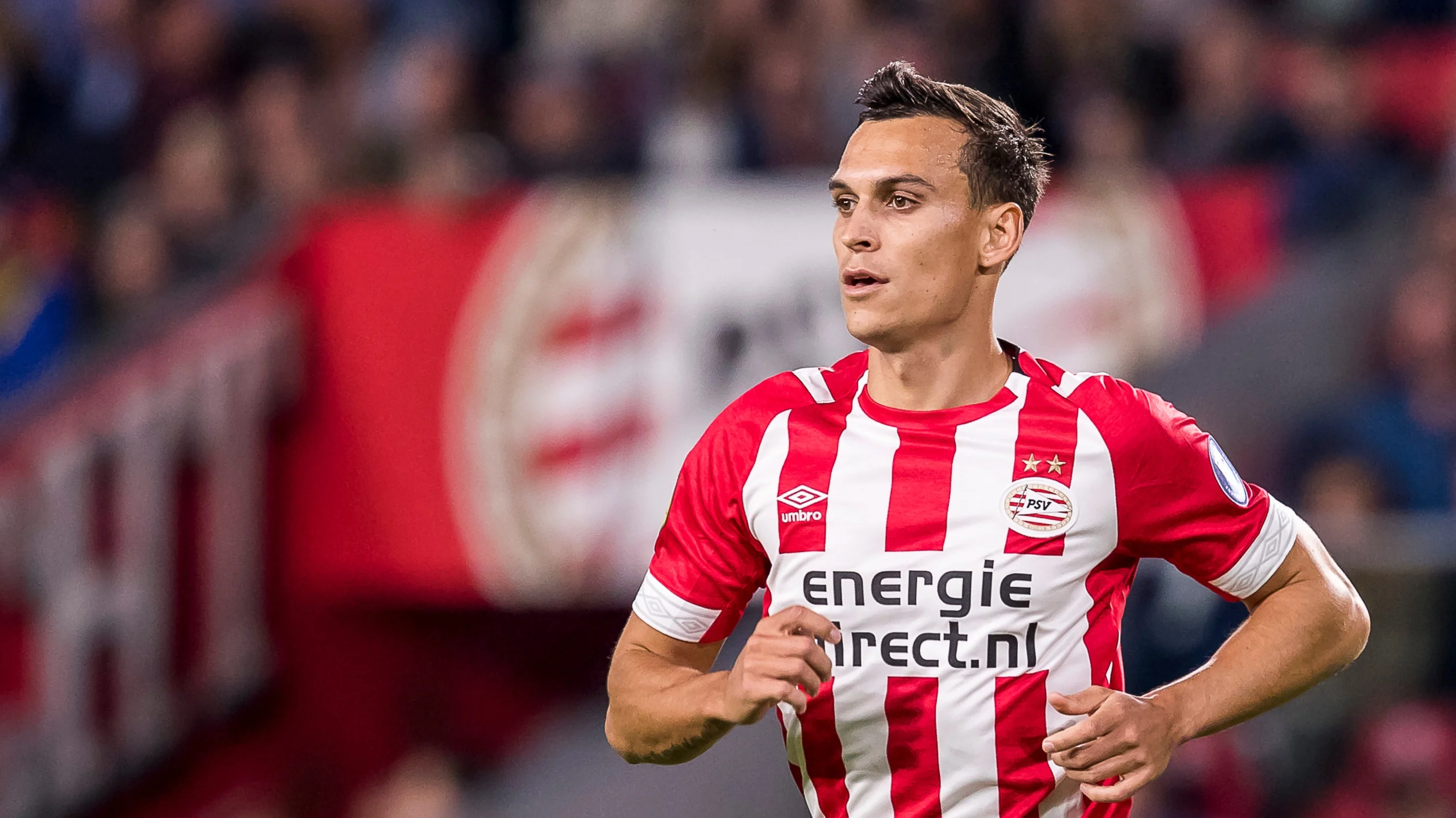 Sainsbury verlaat PSV al na een jaar