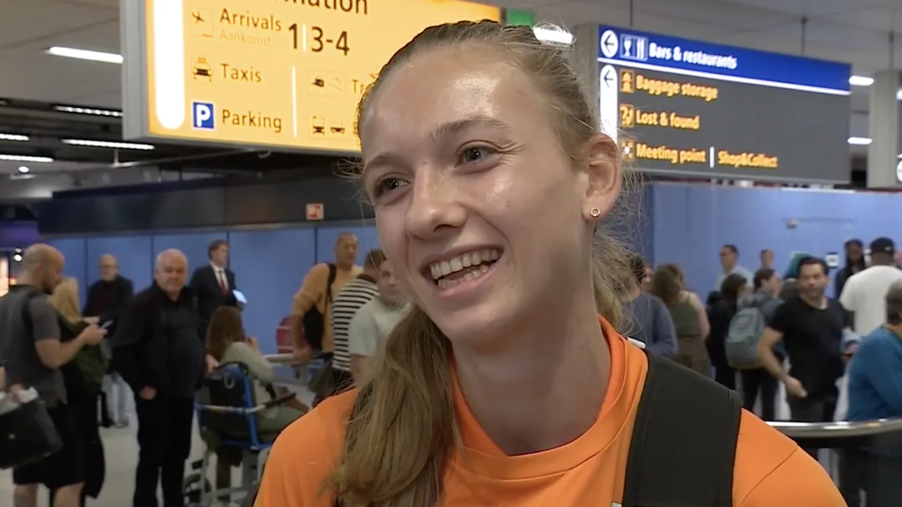 Femke Bol kreeg appje van Usain Bolt na gewonnen 4x400m finale
