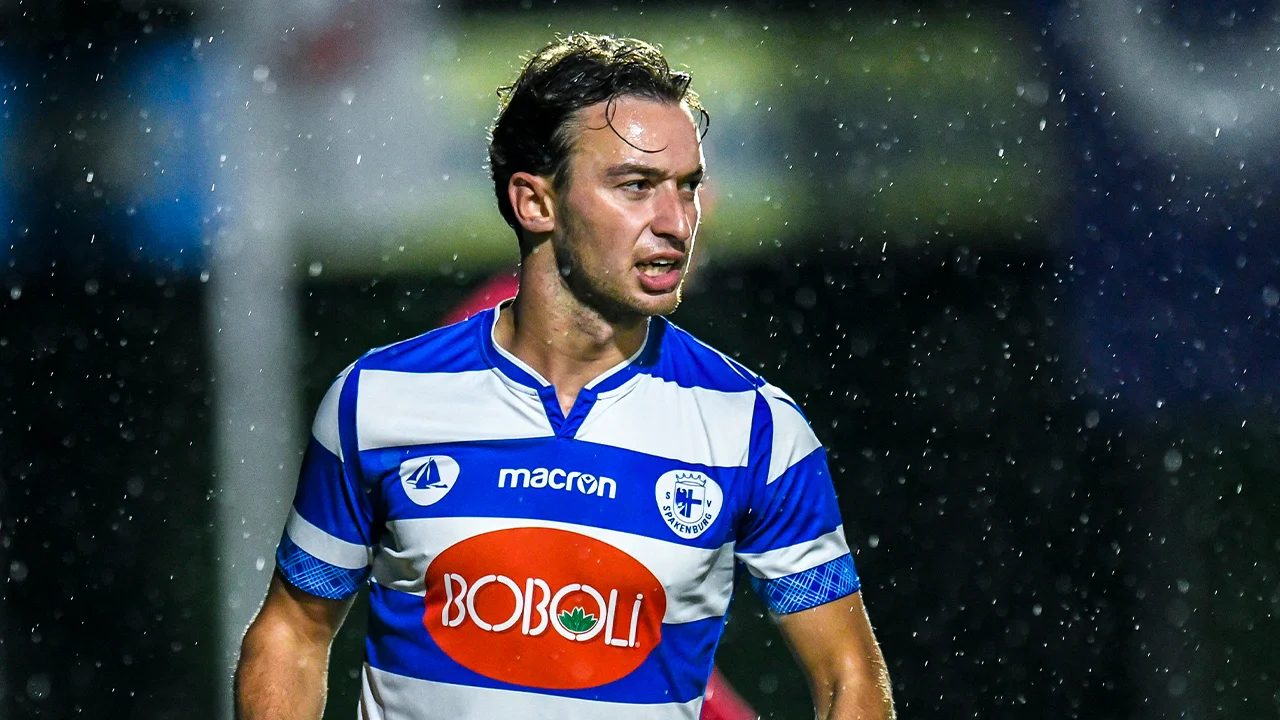 Spakenburg-speler mag niet invallen in Arena en stopt per direct