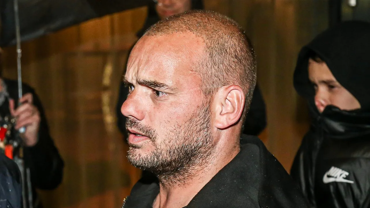 'Ik zou Sneijder niet eens het tweede elftal van een dorpsclub toevertrouwen'