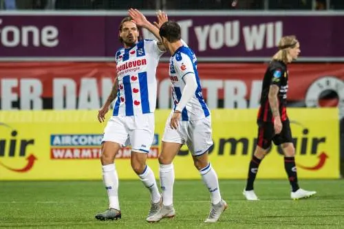 Heerenveen diep in extra tijd naast Excelsior
