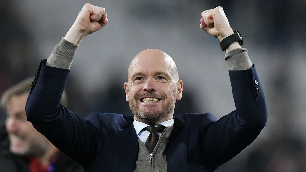 Ajax klopt AZ in oefenduel zonder internationals
