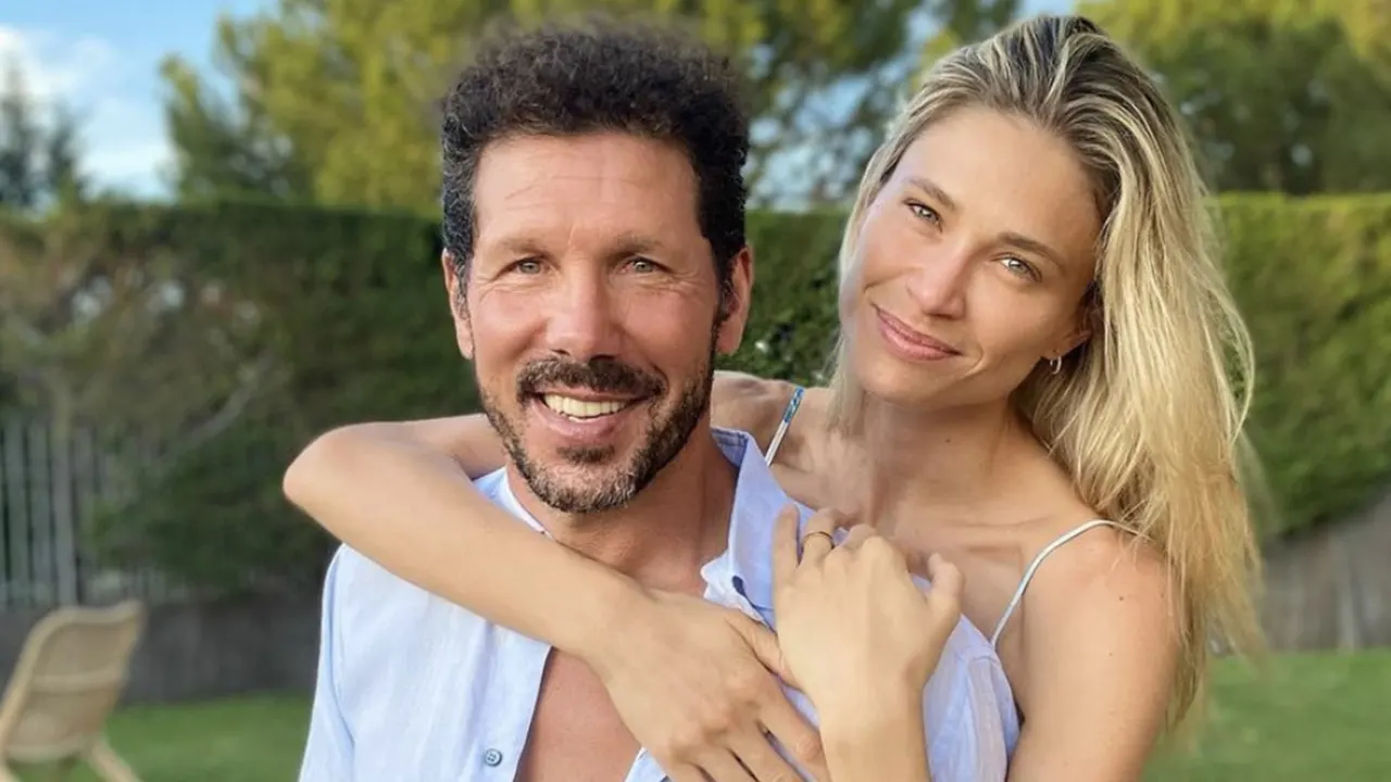 Diego Simeone is dolgelukkig met zijn 18 jaar jongere vriendin