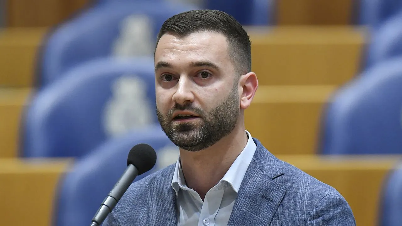 Stephan van Baarle keert terug als lijsttrekker van DENK