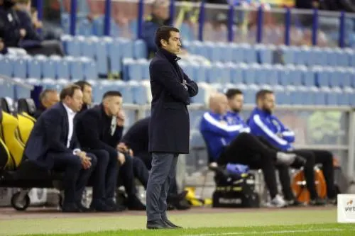 Feyenoord laat kans liggen om uit te lopen