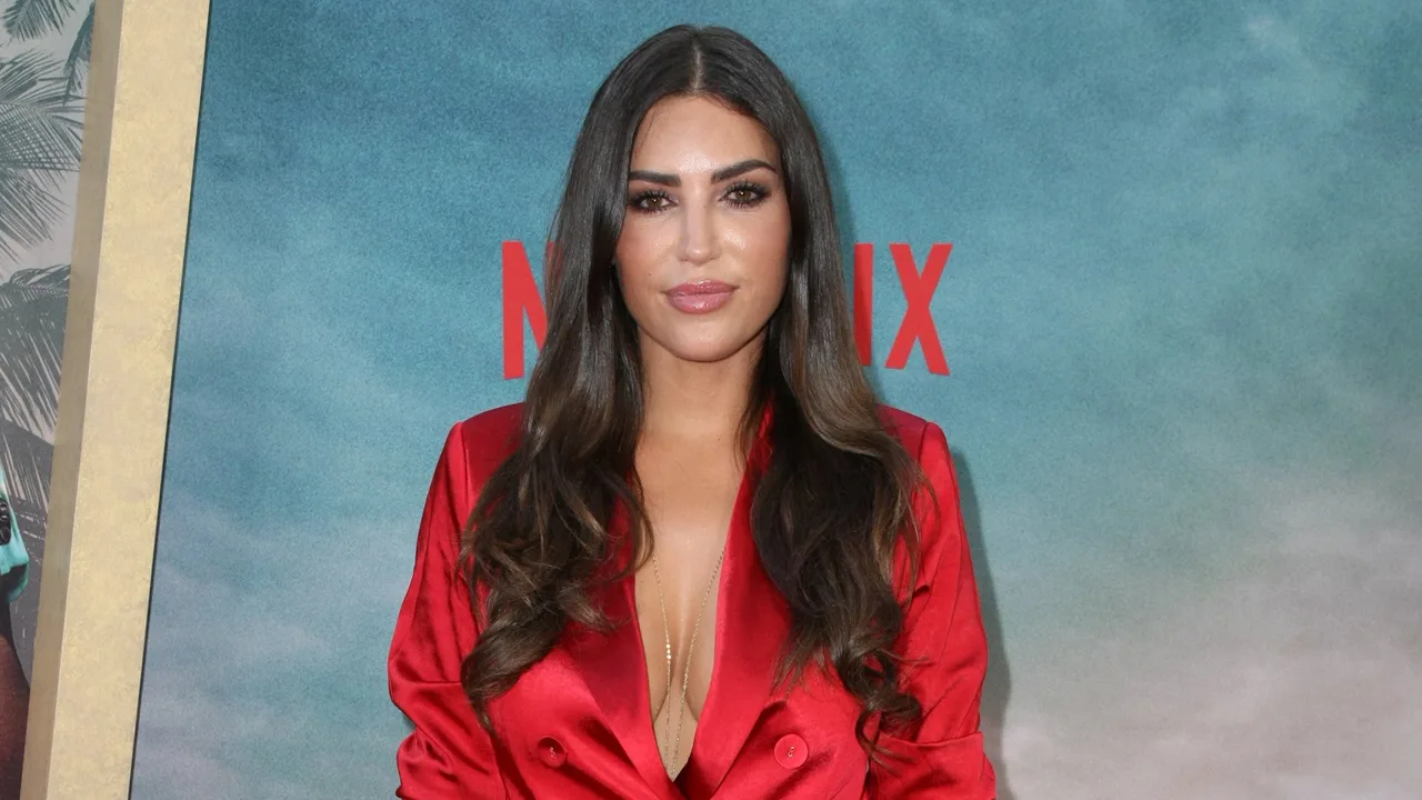 Dit zijn de eerste beelden van de realityserie van Yolanthe Cabau op Netflix