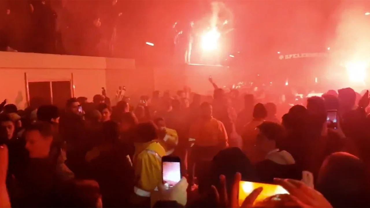 Spelers Willem II als helden onthaald na zege op Ajax