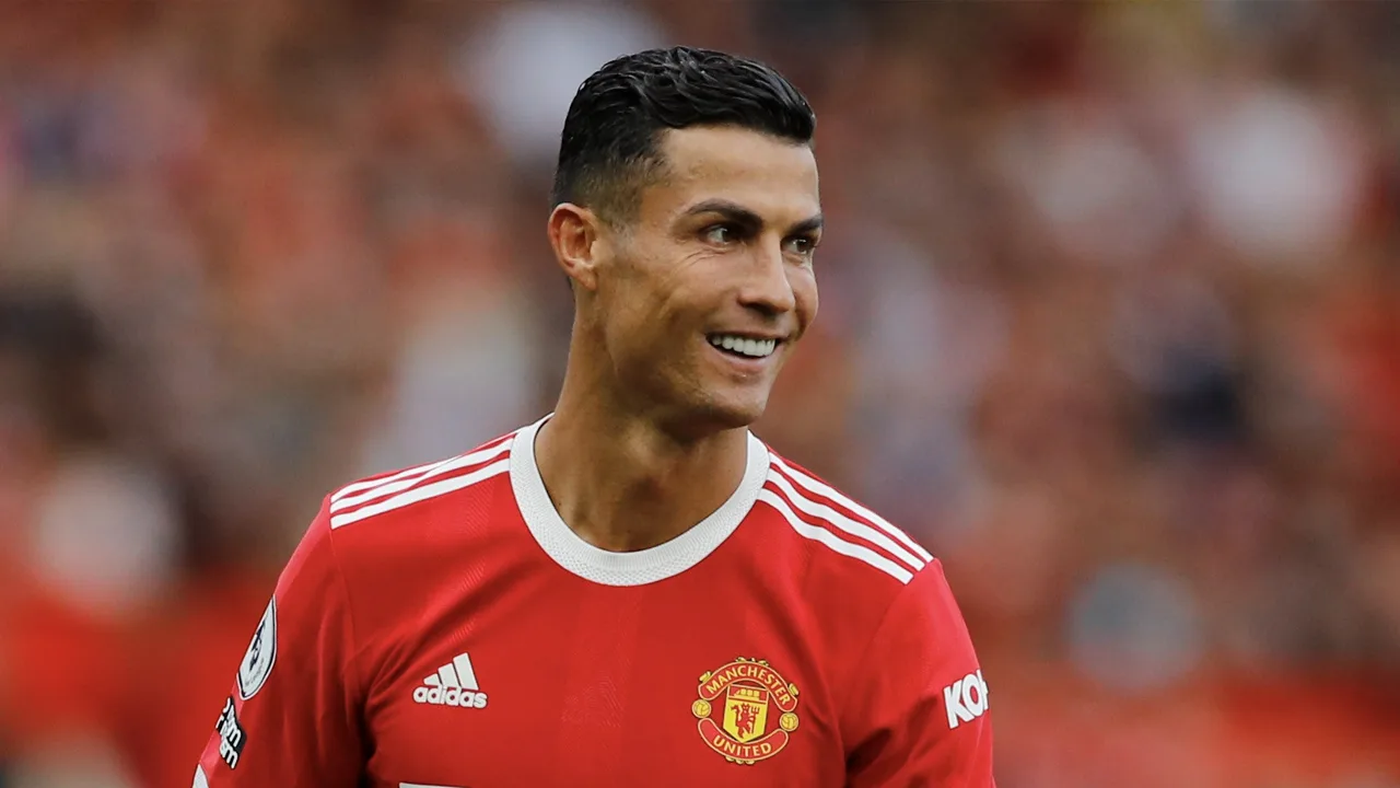 Ronaldo doet open sollicitatie bij Premier League-club: '﻿Als United niet kampioen wordt...'