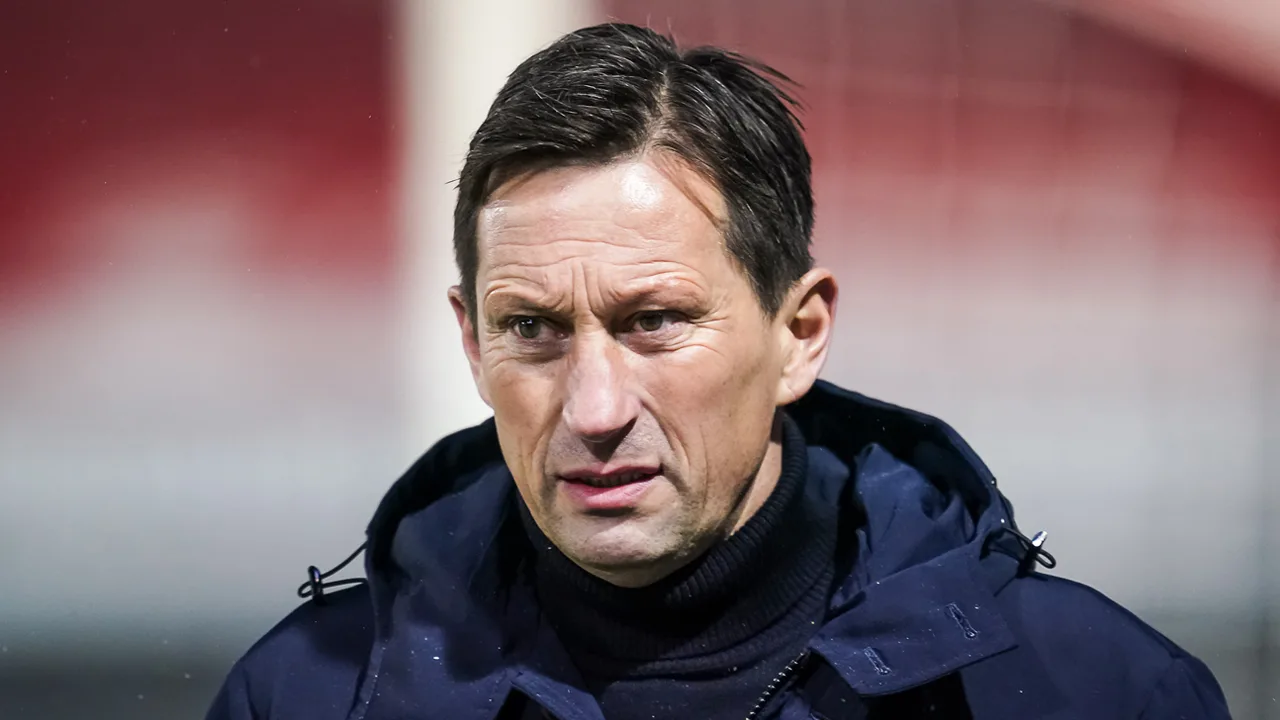 'Schmidt wil PSV niet tussentijds verlaten en vertrekt niet naar RB Leipzig'