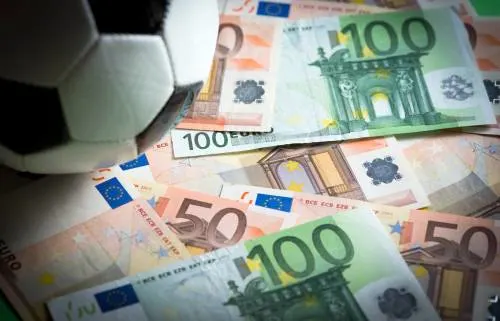 Voorzitter KV Mechelen weg om fraudeonderzoek