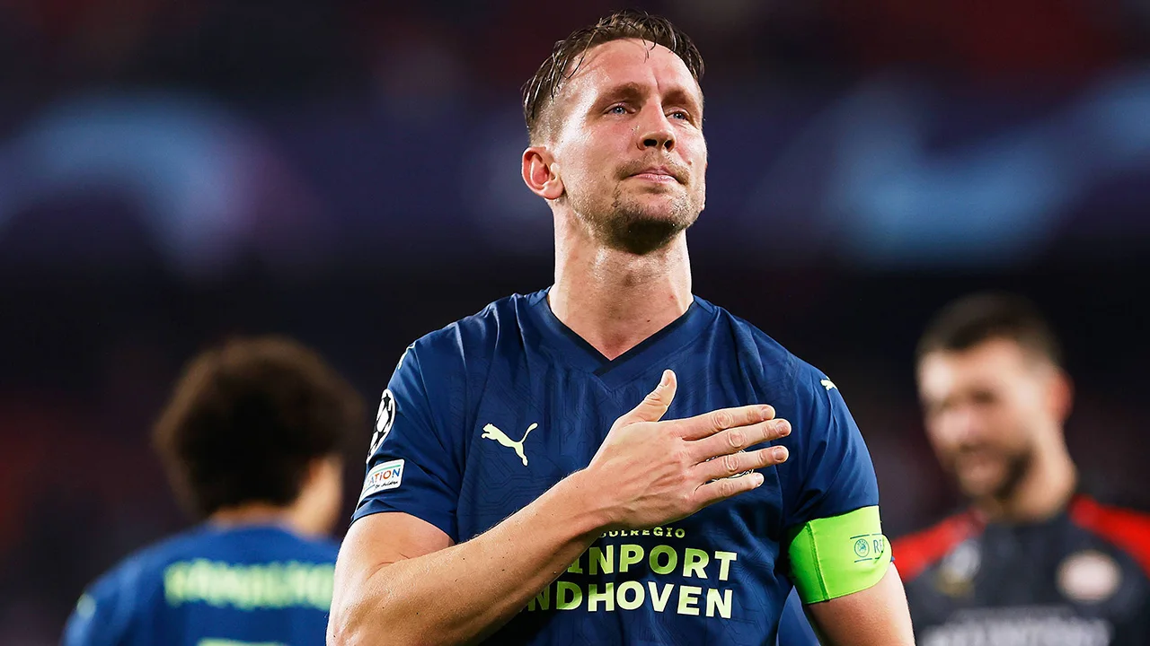 PSV-selectie hielp nabestaanden Thijs Slegers financieel uit de brand: "We lossen dit met elkaar op"