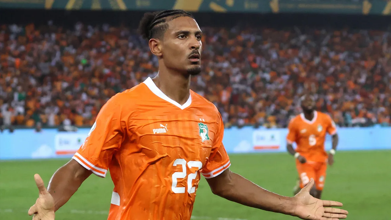 Ivoorkust wint in eigen land Afrika Cup; Haller maakt winnende goal in finale