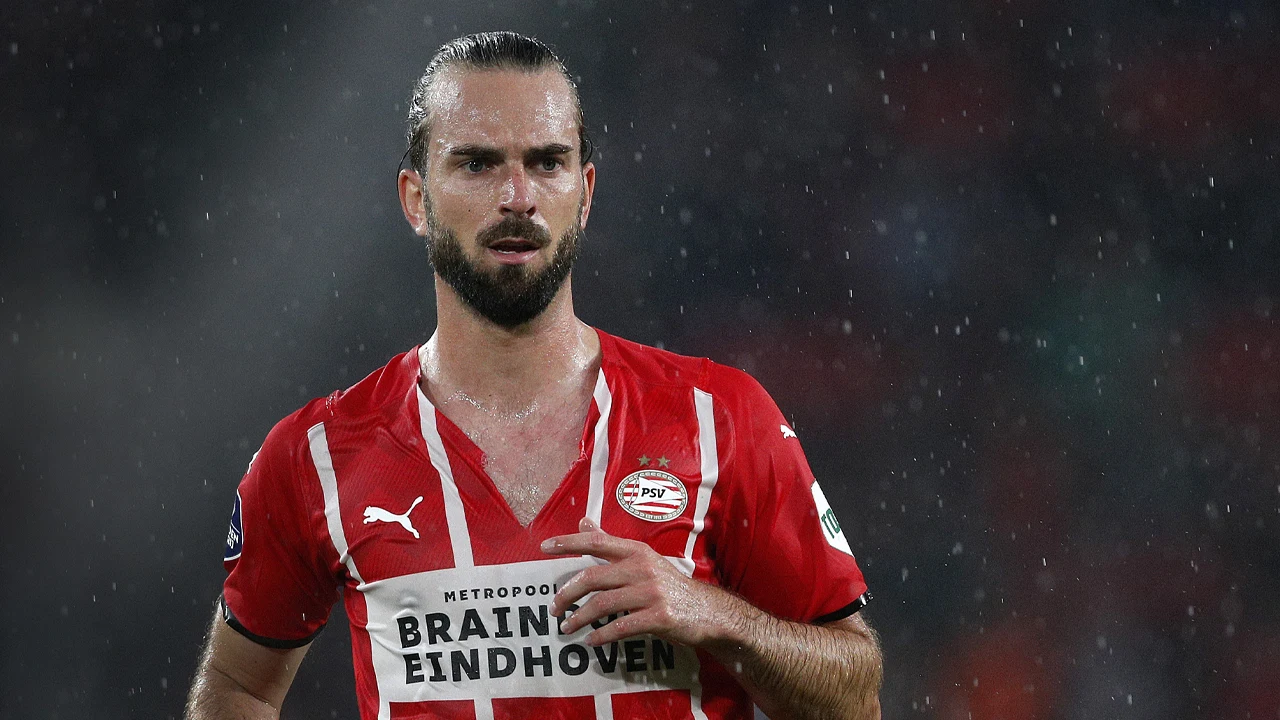 Davy Pröpper duikt op bij amateurclub uit Veenendaal