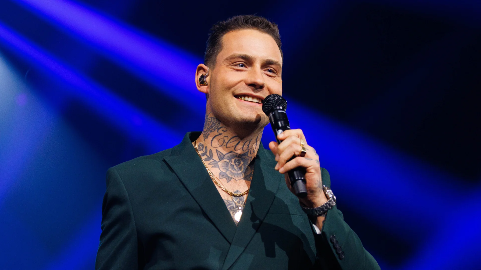 Douwe Bob treedt vrijdagavond op bij De Oranjezomer!