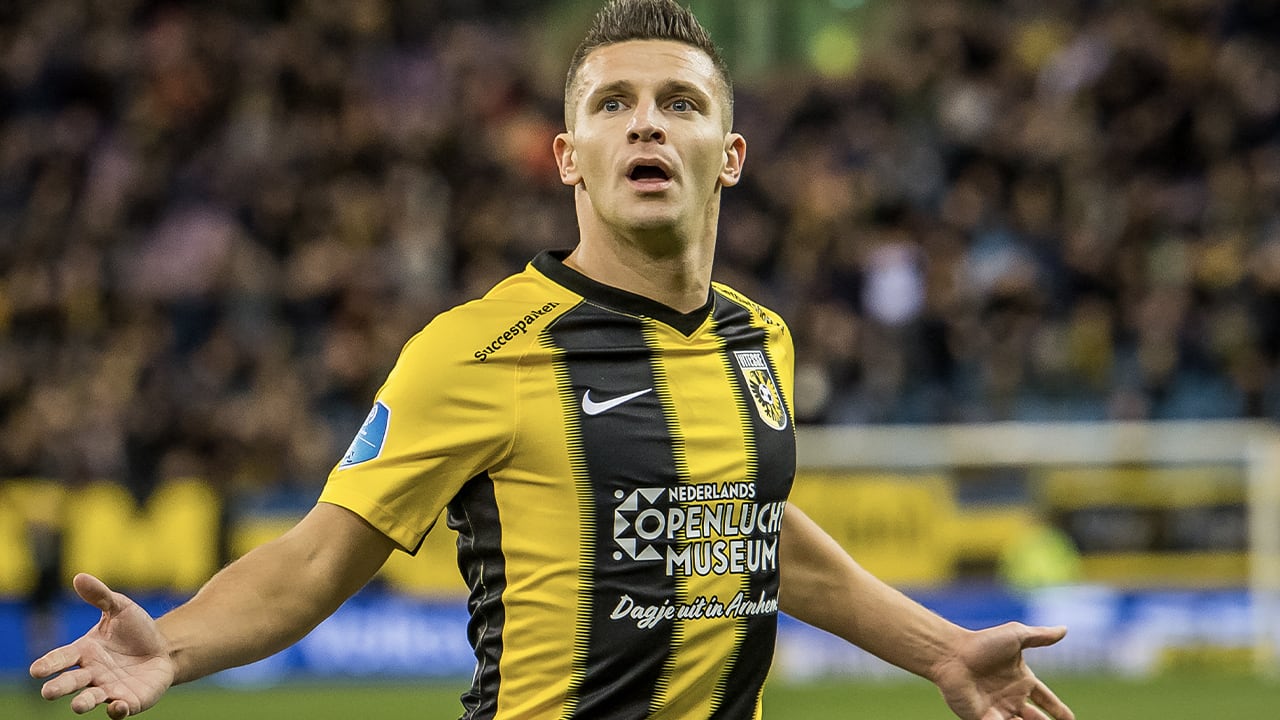Linssen knipoogt naar oude bekende Berghuis: 'In principe was ik topscorer'